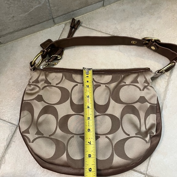 Coach Handbag - Picture 5 of 6